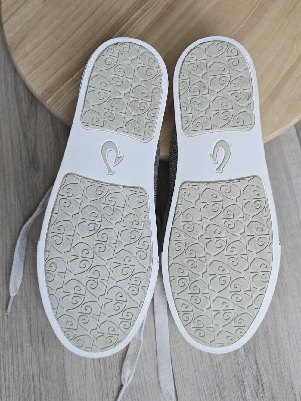 Olukai Sneakers - Picture 10 of 12